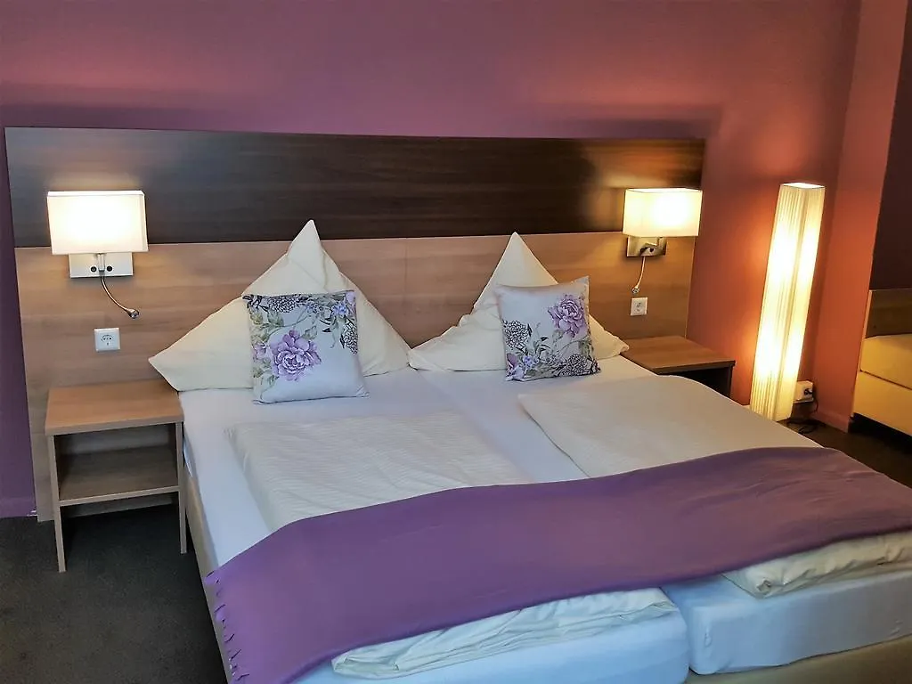 Hotel Flora Hannover 2*,