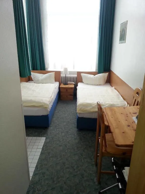 Hotel Flora Hannover 2*,